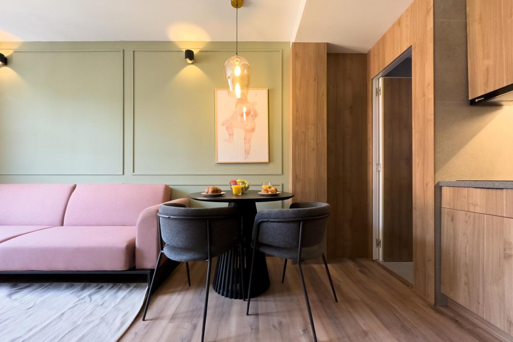 Beautiful & Comfy City Center Apartment Барселона Екстериор снимка