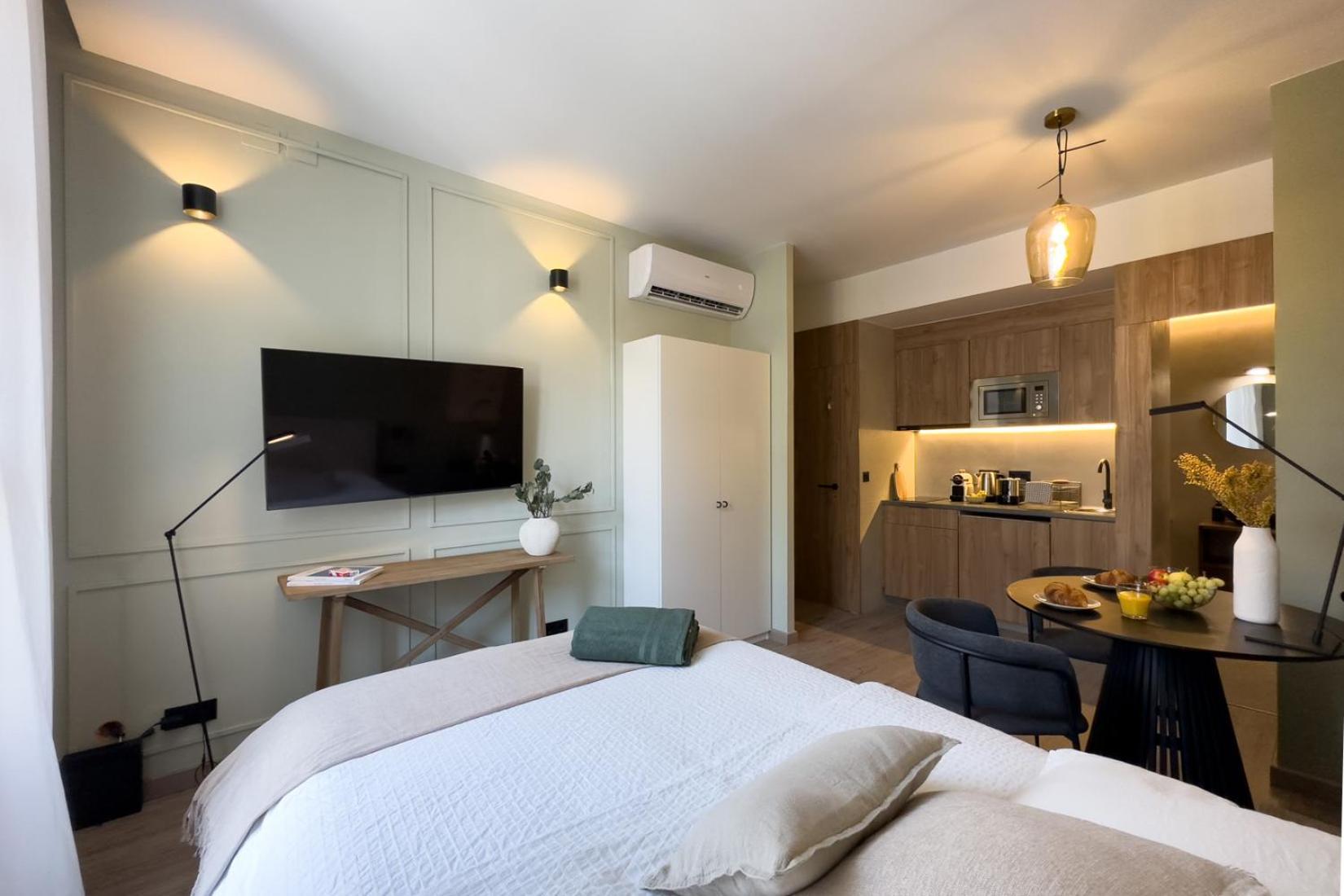 Beautiful & Comfy City Center Apartment Барселона Екстериор снимка