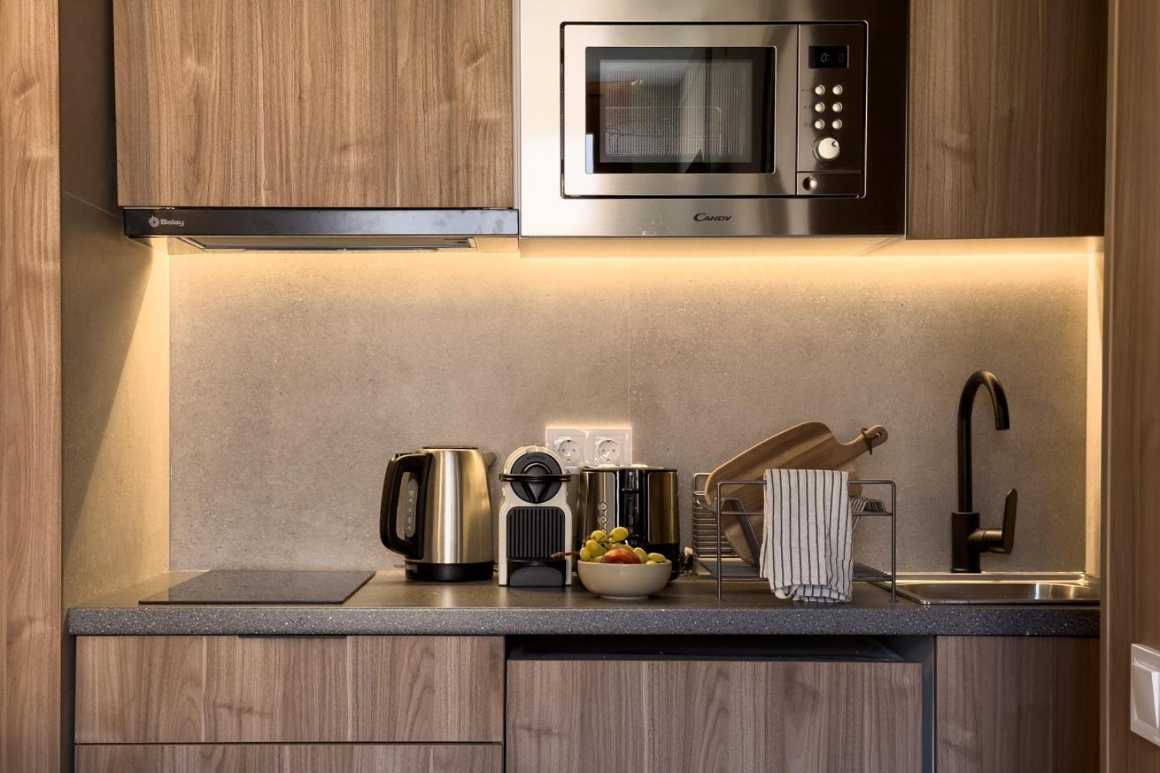 Beautiful & Comfy City Center Apartment Барселона Екстериор снимка