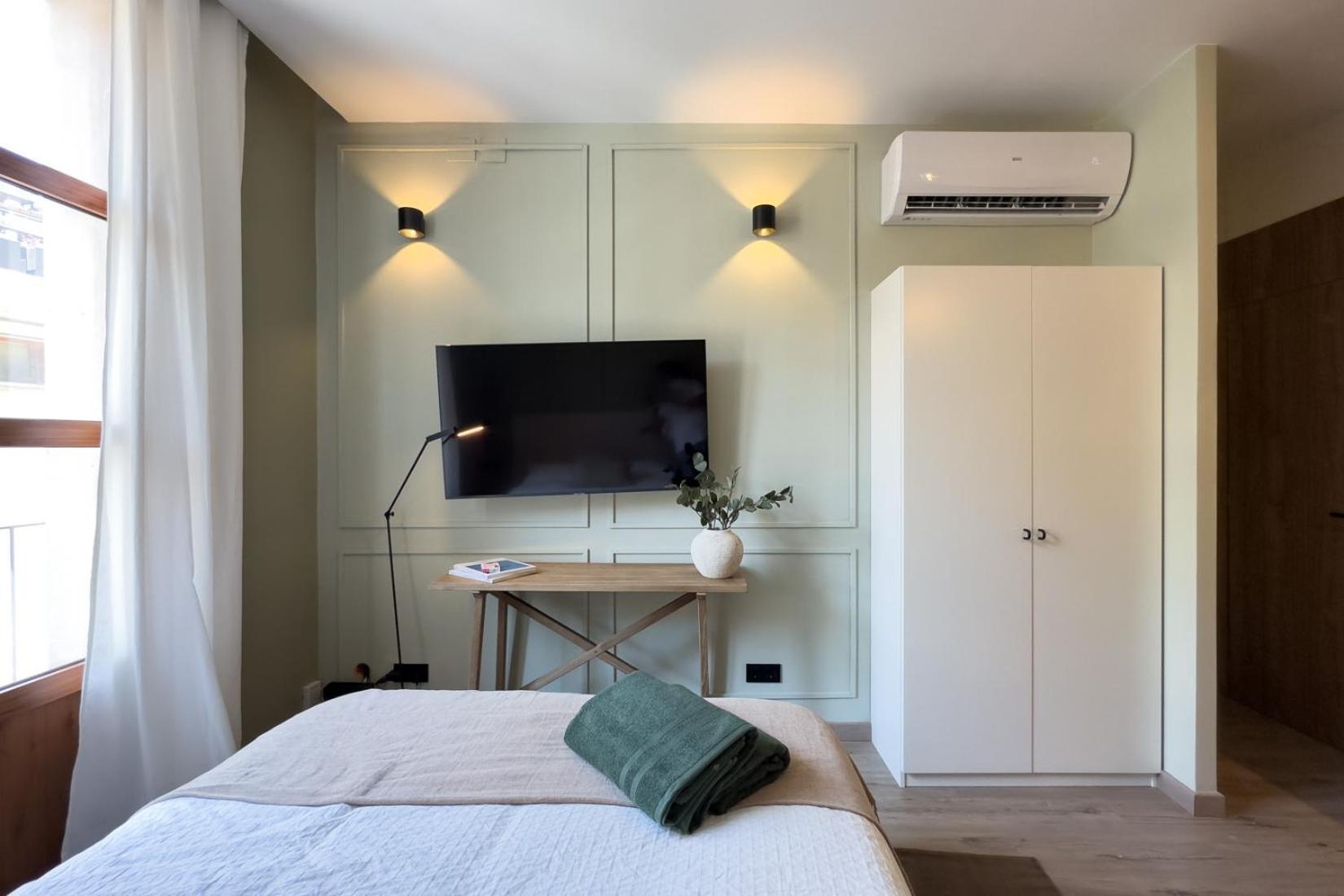 Beautiful & Comfy City Center Apartment Барселона Екстериор снимка