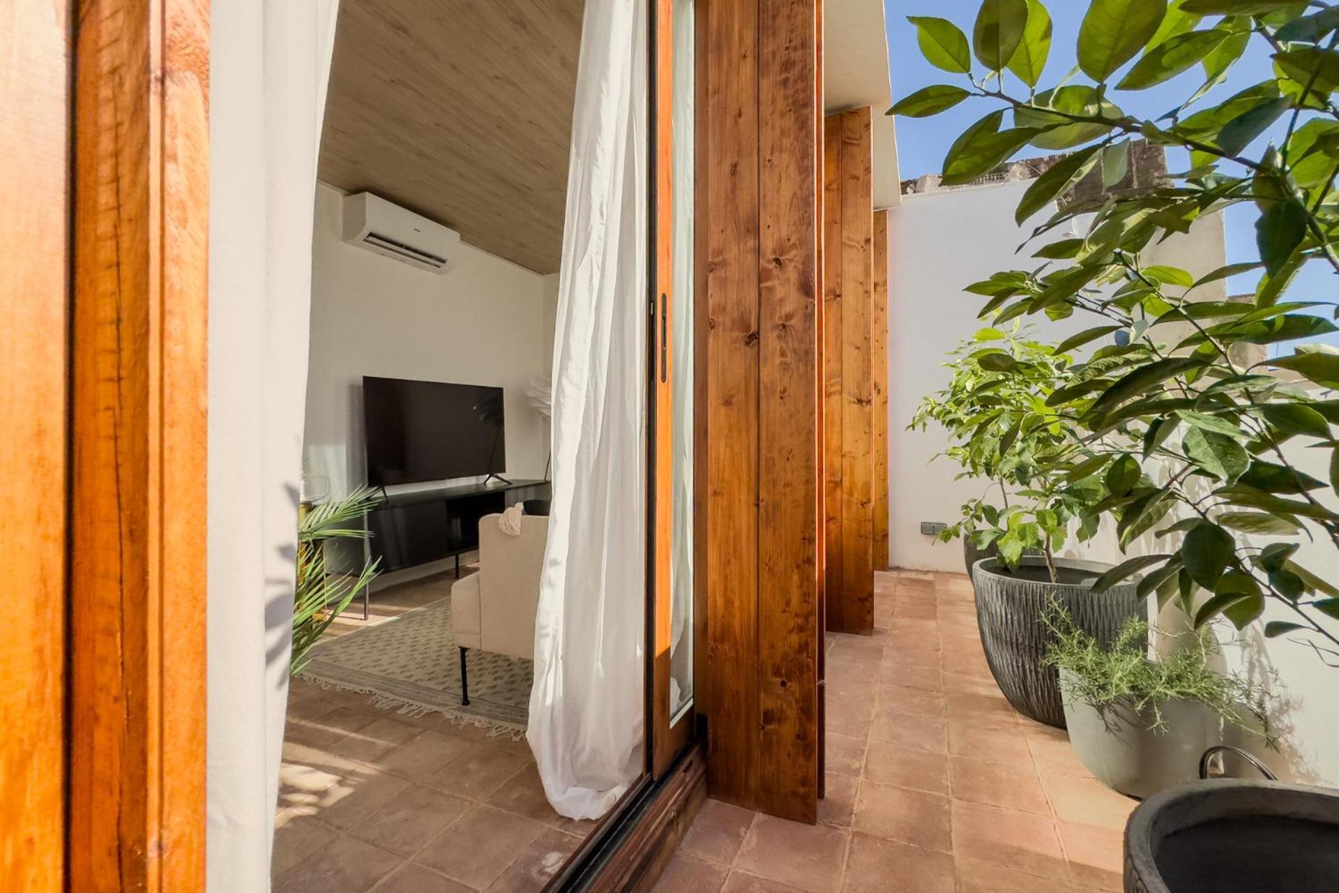 Beautiful & Comfy City Center Apartment Барселона Екстериор снимка